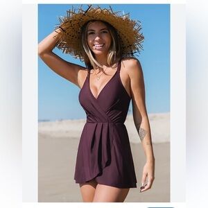 Cupshe Ruched Cross Back Swim Dress size XL